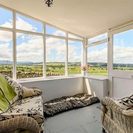 3 Bed In Penrith Oc-89068 *